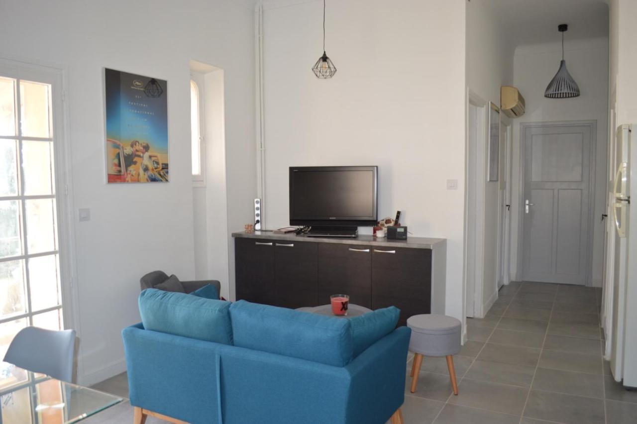 Villa A Golfe Juan Валлорис Экстерьер фото